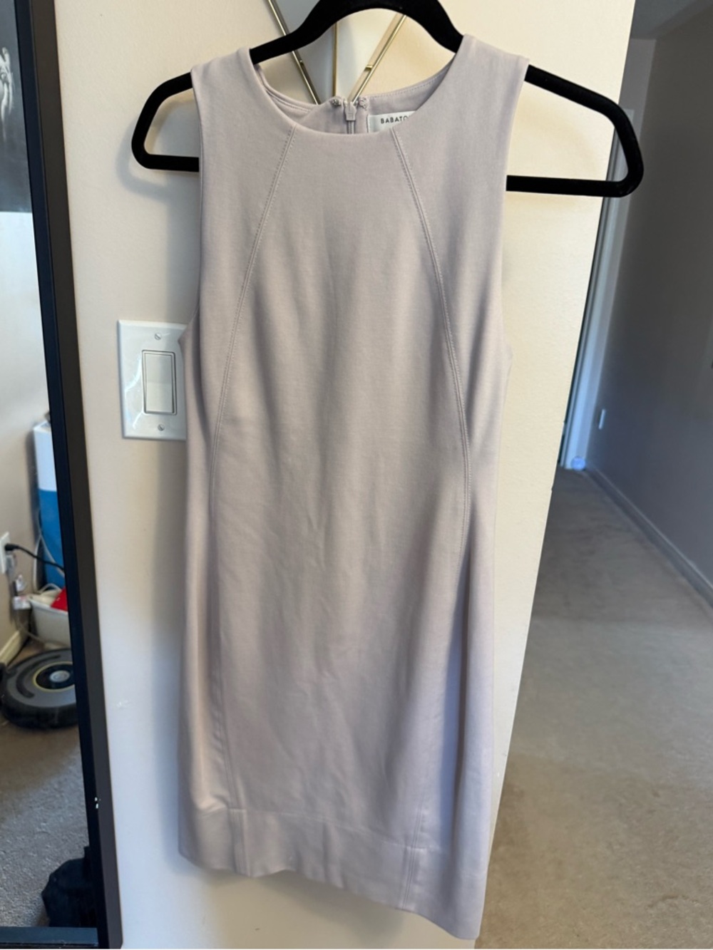 Babaton Sleeveless Midi Sheath Dress in Pale Lavender